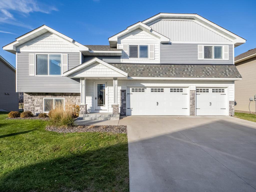 4381 122nd Circle NE Blaine MN 55449 6460651 image1