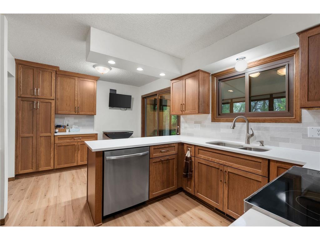 4382 Metcalf Drive Eagan MN 55122 7081298 image13