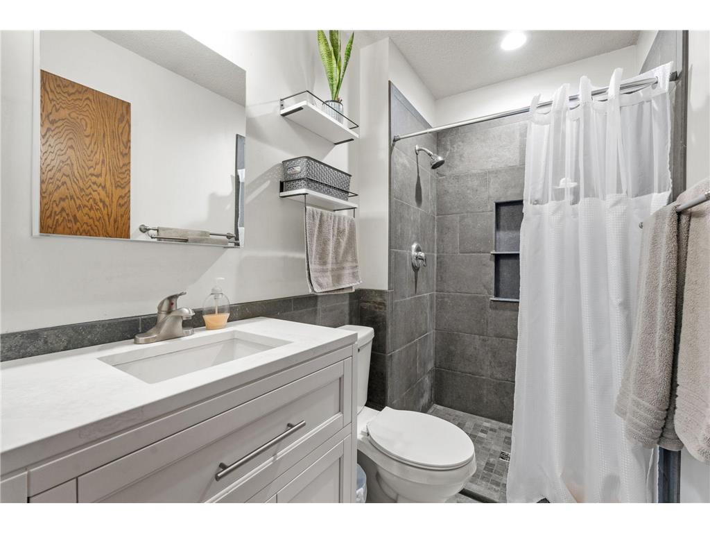 4382 Metcalf Drive Eagan MN 55122 7081298 image31