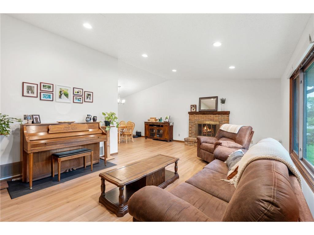 4382 Metcalf Drive Eagan MN 55122 7081298 image9