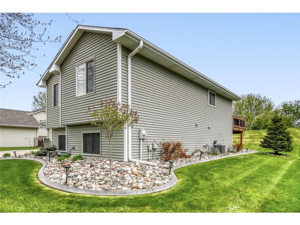 4385 Hamlet Avenue N Oakdale MN 55128 7069739 image27