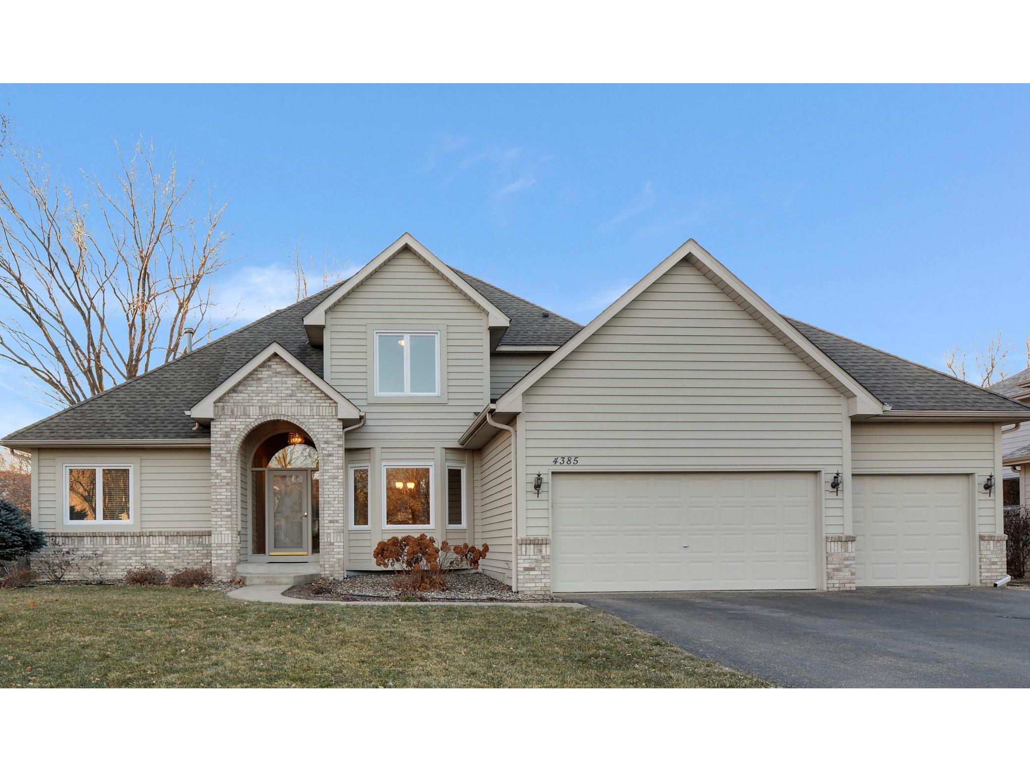 4385 S River Run, Savage, MN 55378 MLS 6133445 Edina Realty