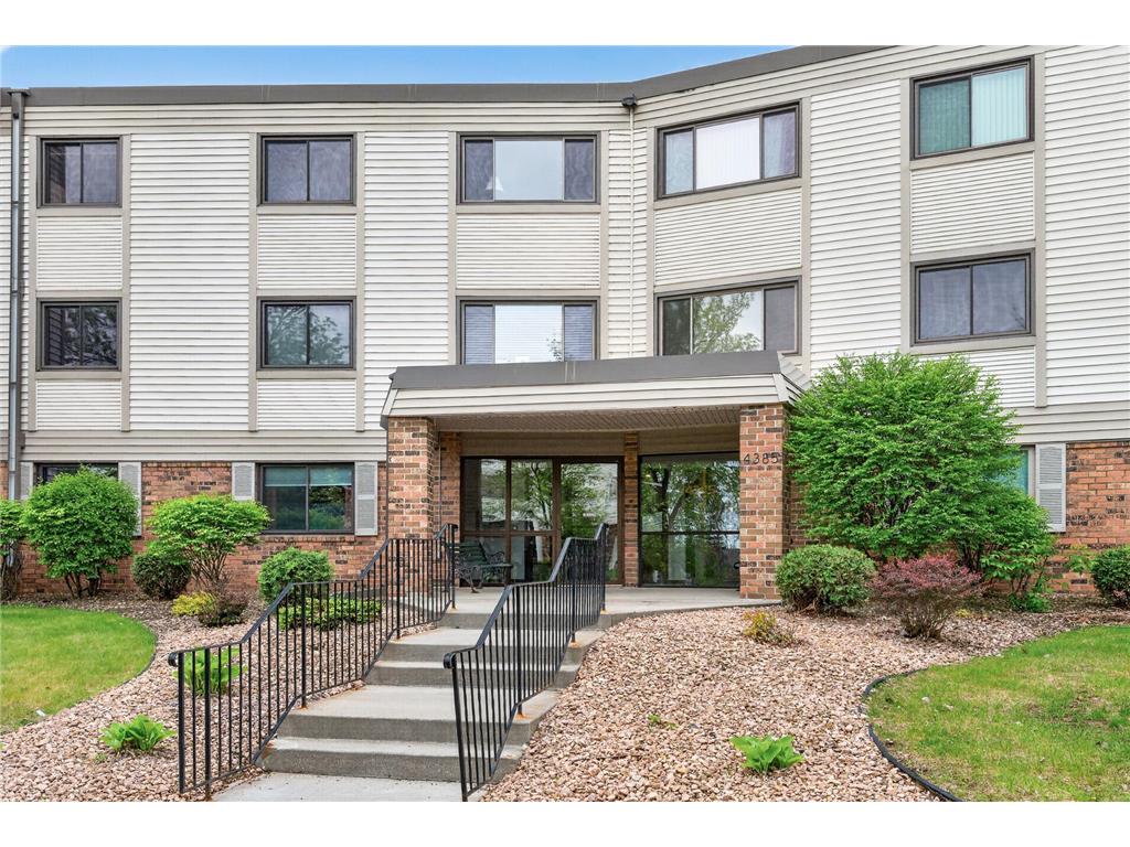 4385 Trenton Lane N #102 Plymouth MN 55442 7075370 image2