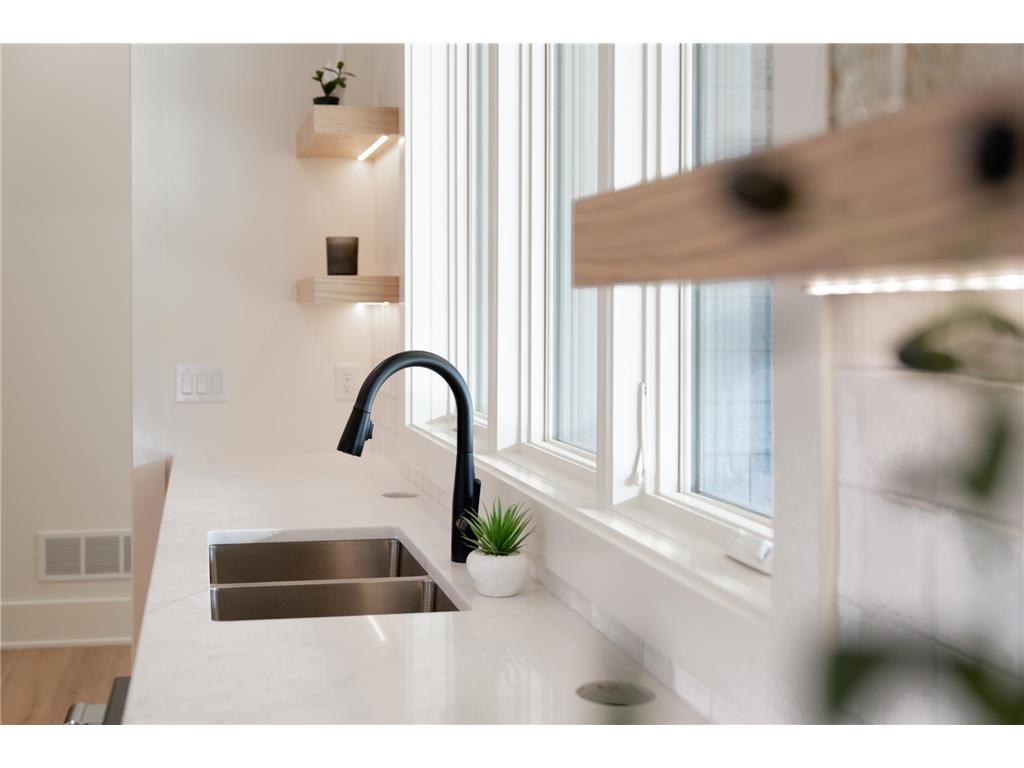 4386 22nd Avenue NE Rochester MN 55906 6772080 image14