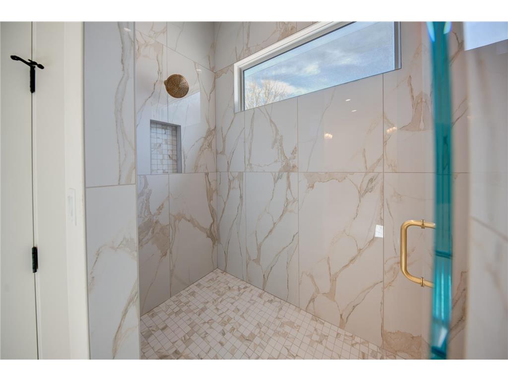 4386 22nd Avenue NE Rochester MN 55906 6772080 image33