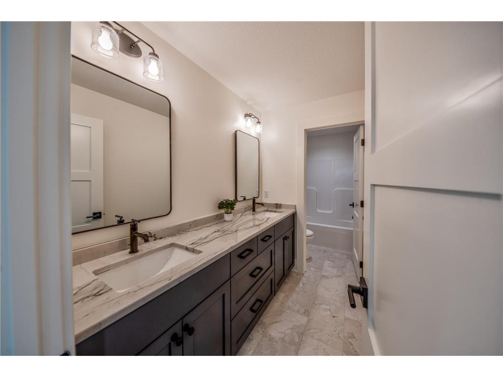 4386 22nd Avenue NE Rochester MN 55906 6772080 image41