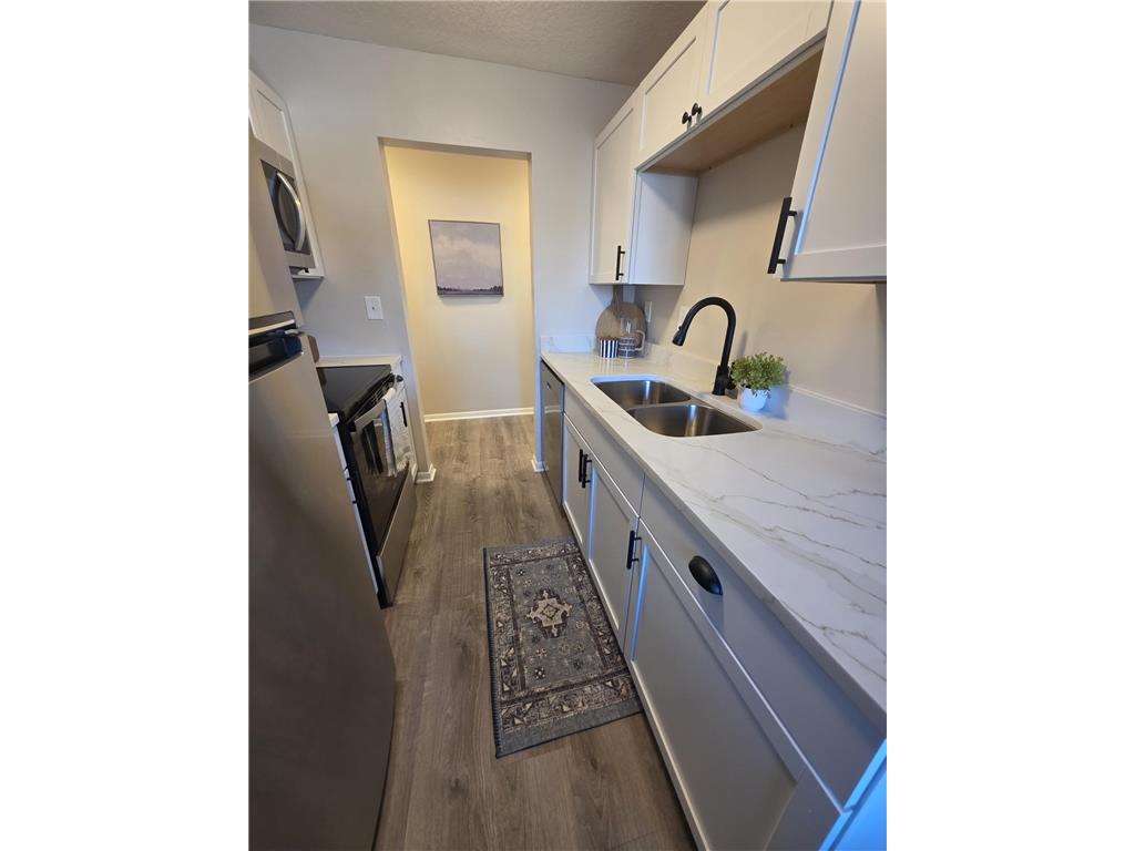 4387 Wilshire Boulevard #111 Mound MN 55364 - Lake Minnetonka 7005544 image44