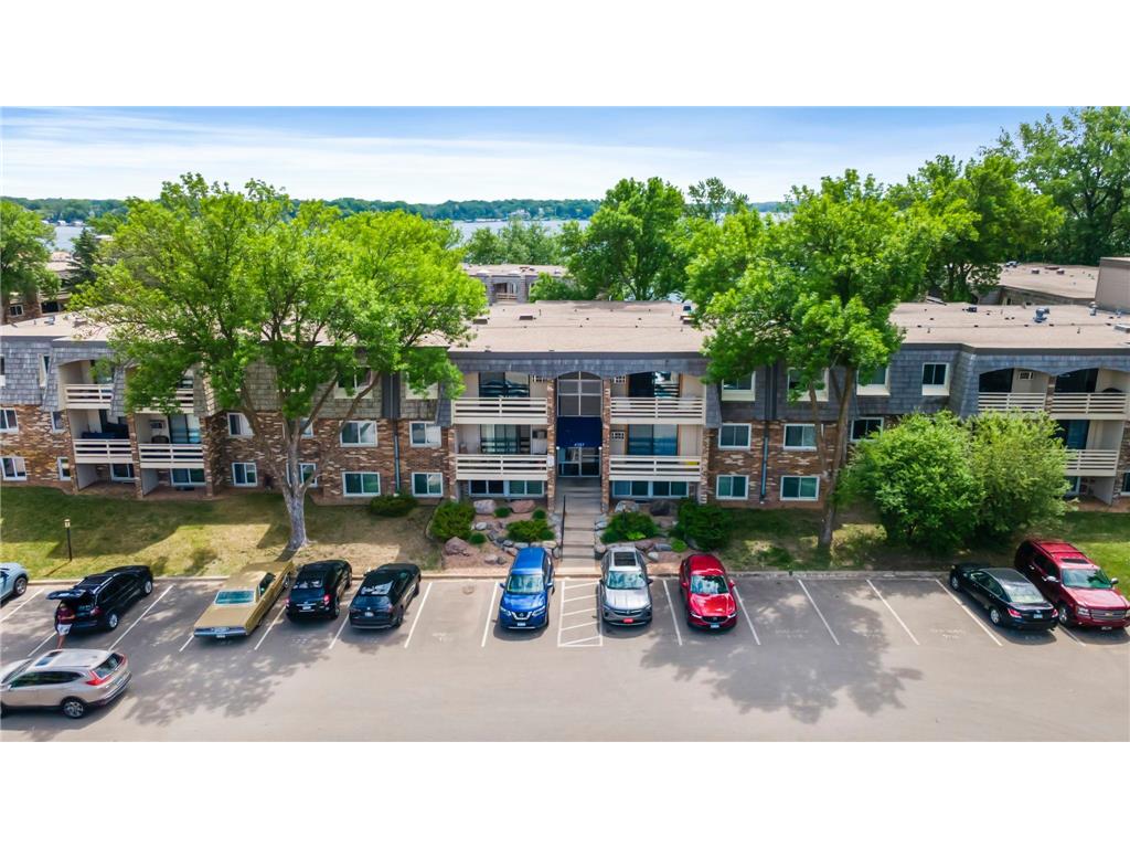 4387 Wilshire Boulevard #203 Mound MN 55364 - Lake Minnetonka 7069691 image1