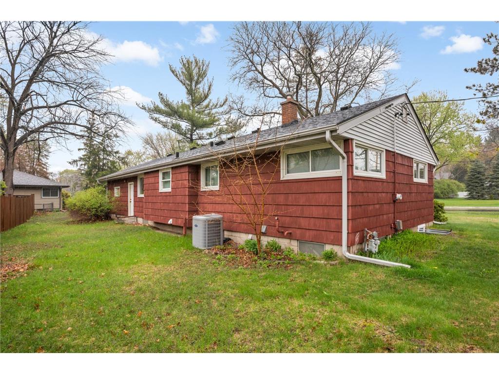 4389 Hodgson Road Shoreview MN 55126 7021610 image26