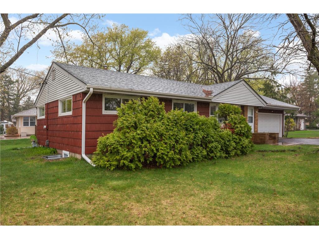 4389 Hodgson Road Shoreview MN 55126 7021610 image28