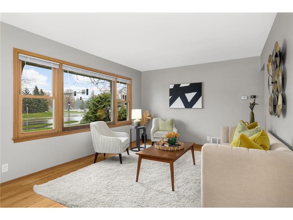 4389 Hodgson Road Shoreview MN 55126 7021610 image3