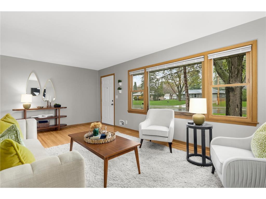 4389 Hodgson Road Shoreview MN 55126 7021610 image4