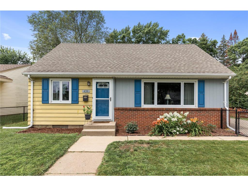 439 17th Avenue N South Saint Paul MN 55075 6566216 image1