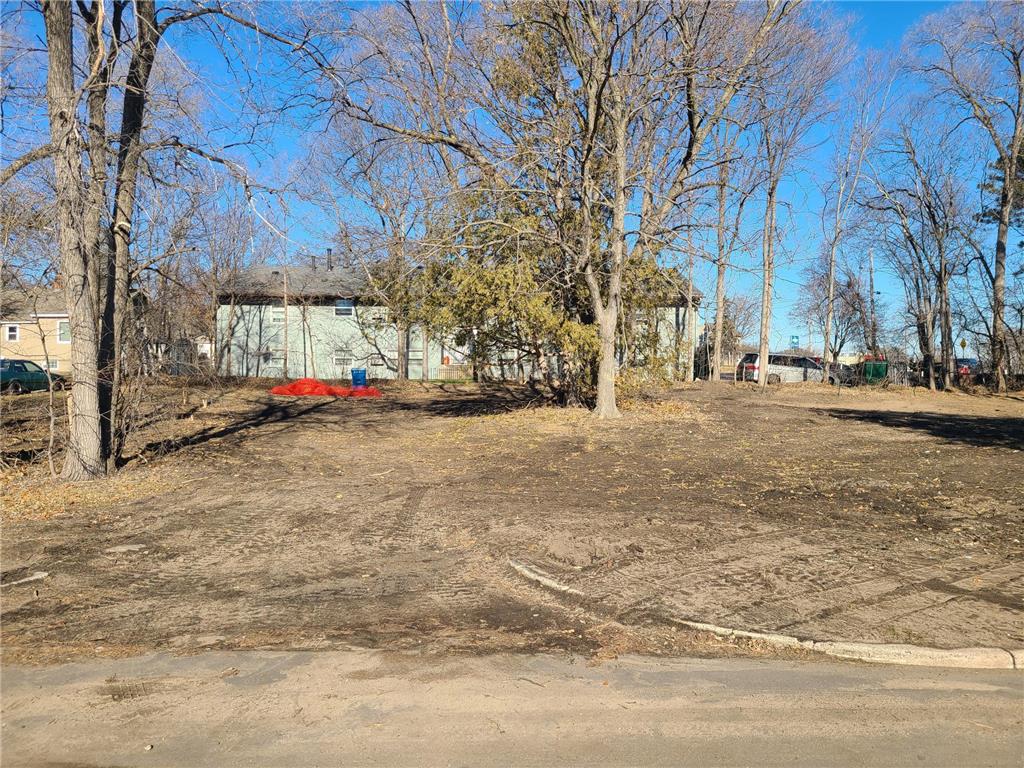 439 Douglas Street Anoka MN 55303 6483492 image1