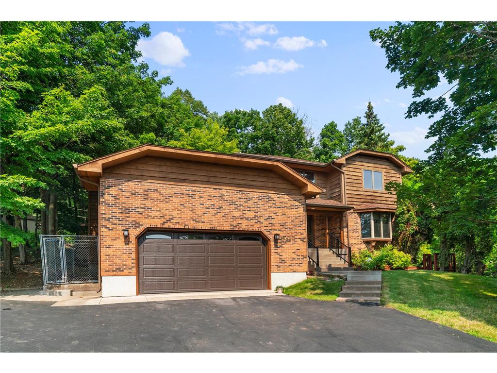 439 Hartley Place, Duluth, MN, 55803 MLS 6550702 Edina Realty