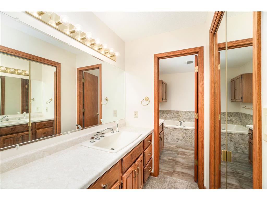 439 Hartley Place Duluth MN 55803 7083390 image22