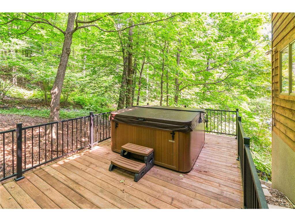 439 Hartley Place Duluth MN 55803 7083390 image37