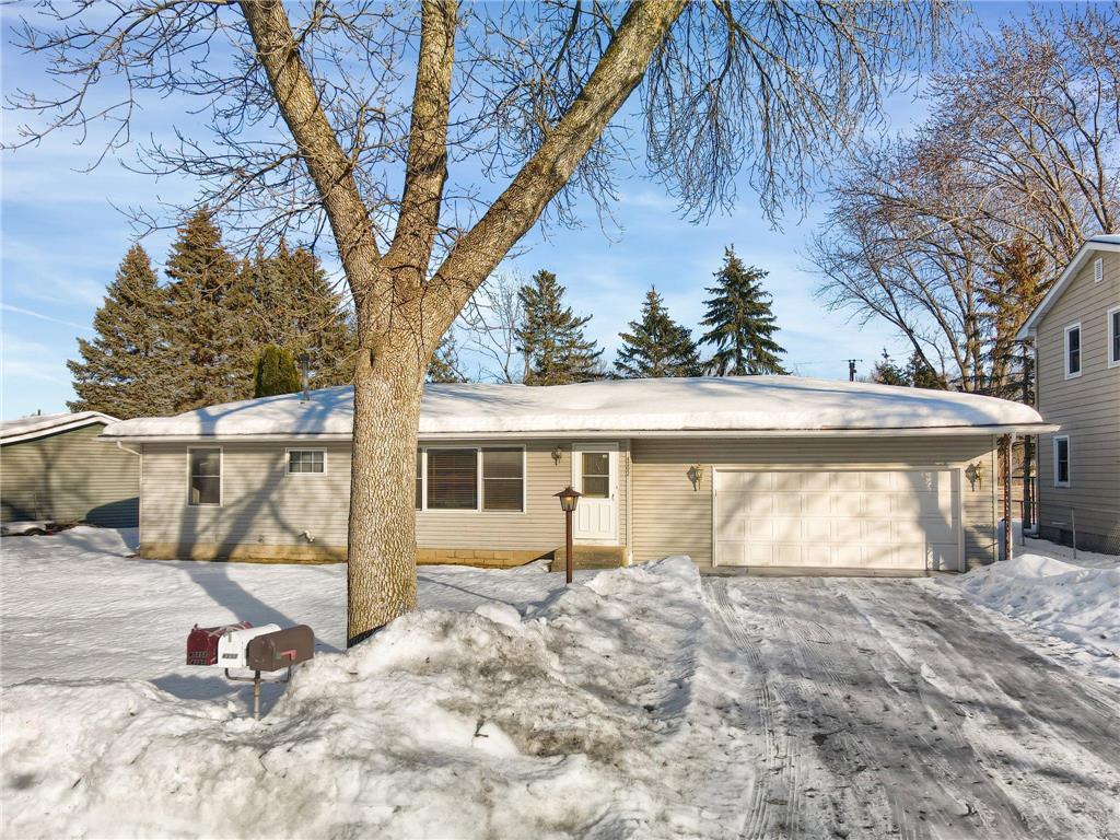 4392 Onyx Drive, Eagan, MN 55122 MLS 6331808 Edina Realty