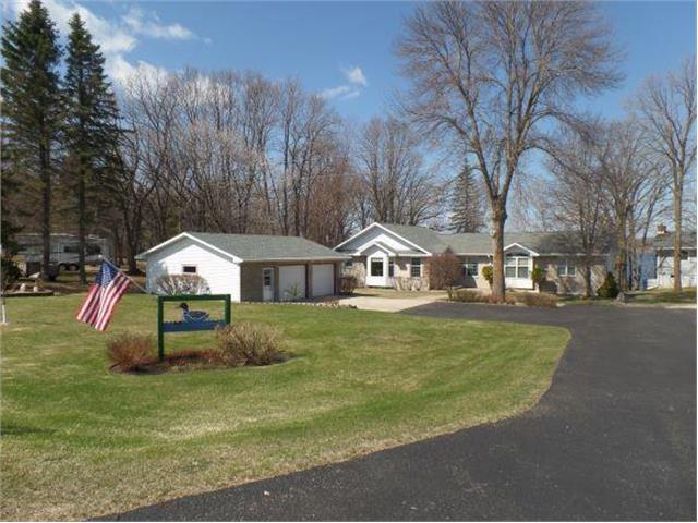 43927 E Paul Lake Drive Perham Mn 56573 Mls 5544550 Edina Realty