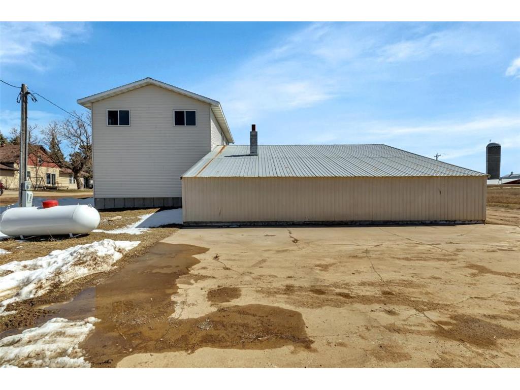 43929 State Highway 238, Freeport, MN, 56331 MLS 6513654 Edina Realty