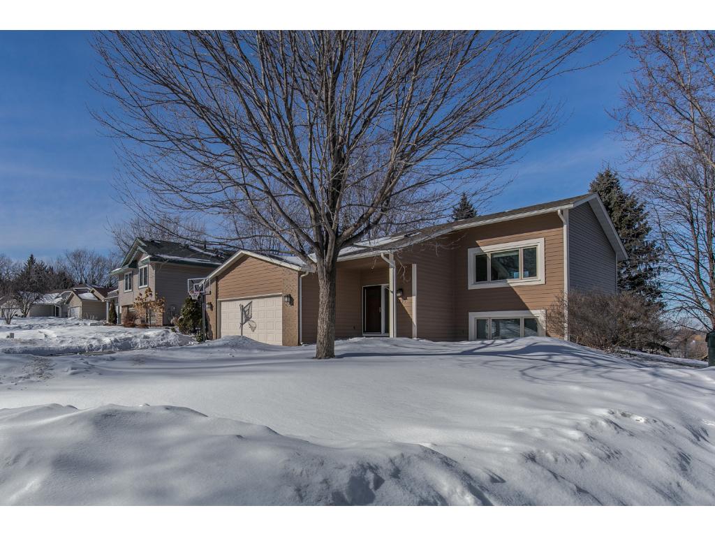 4395 Yorktown Drive, Eagan, MN 55123 MLS 4909323 Edina Realty