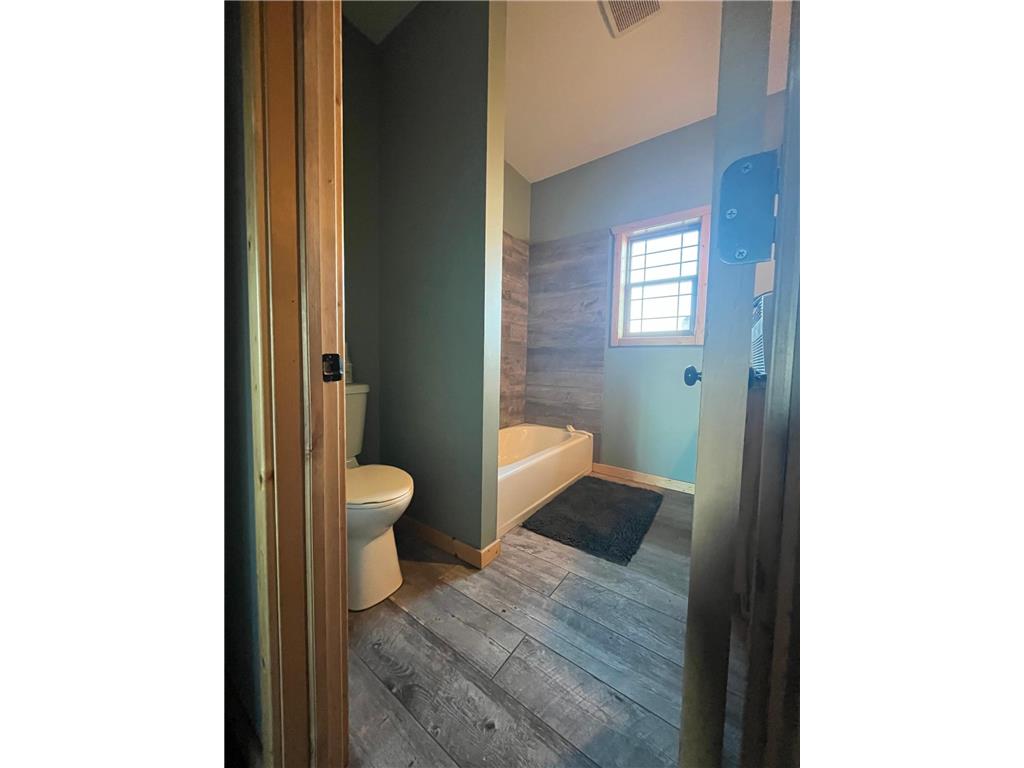 43950 200th Avenue Mcgregor MN 55760 6820968 image3