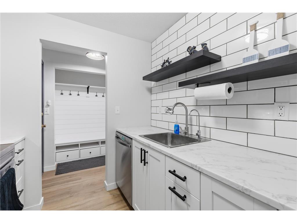 4397 Wilshire Boulevard #103 Mound MN 55364 - Lake Minnetonka 7065736 image8