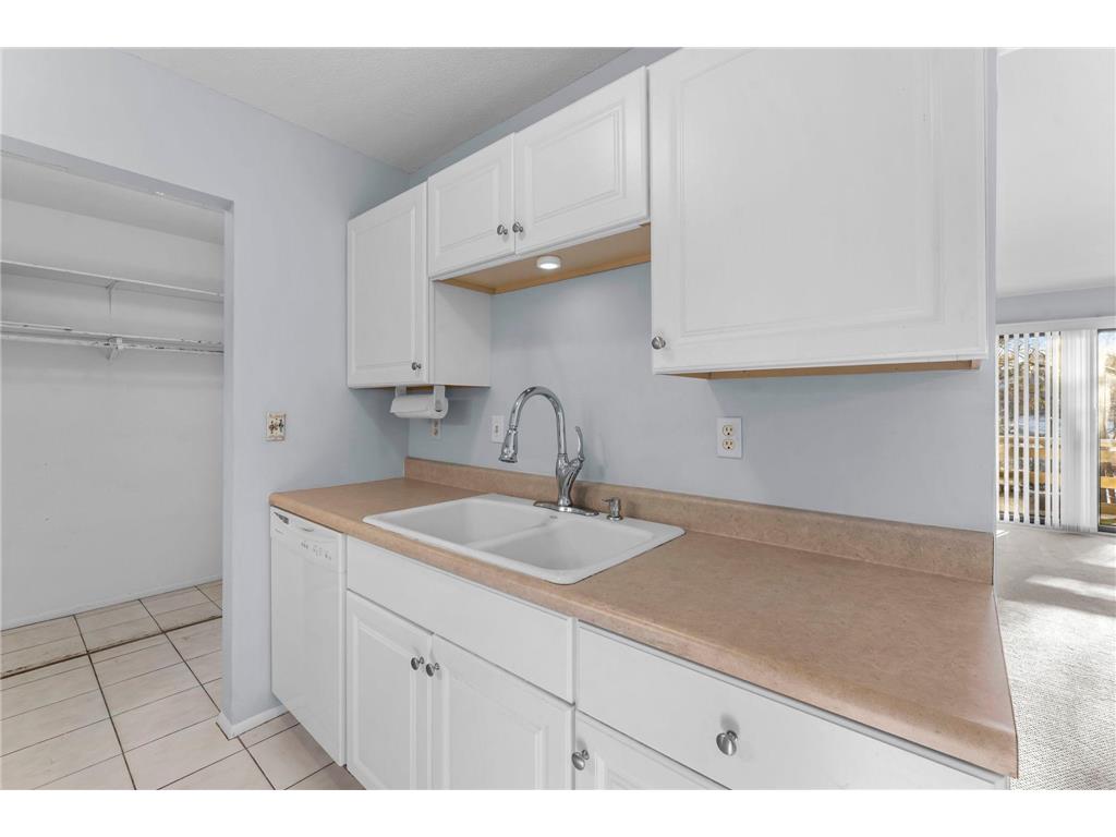 4397 Wilshire Boulevard #204 Mound MN 55364 - Lake Minnetonka 7000604 image12