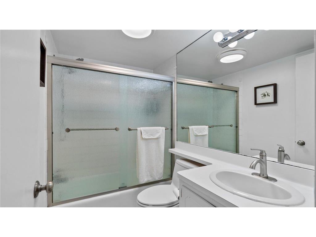 4397 Wilshire Boulevard #E305 Mound MN 55364 - Lake Minnetonka 6798198 image25