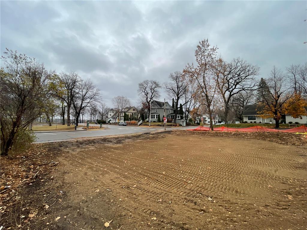 44 1st, Excelsior, MN, 55331 MLS 6322047 Edina Realty