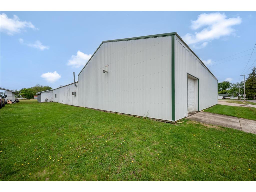 44 6th Avenue SE Winnebago MN 56098 7079279 image4