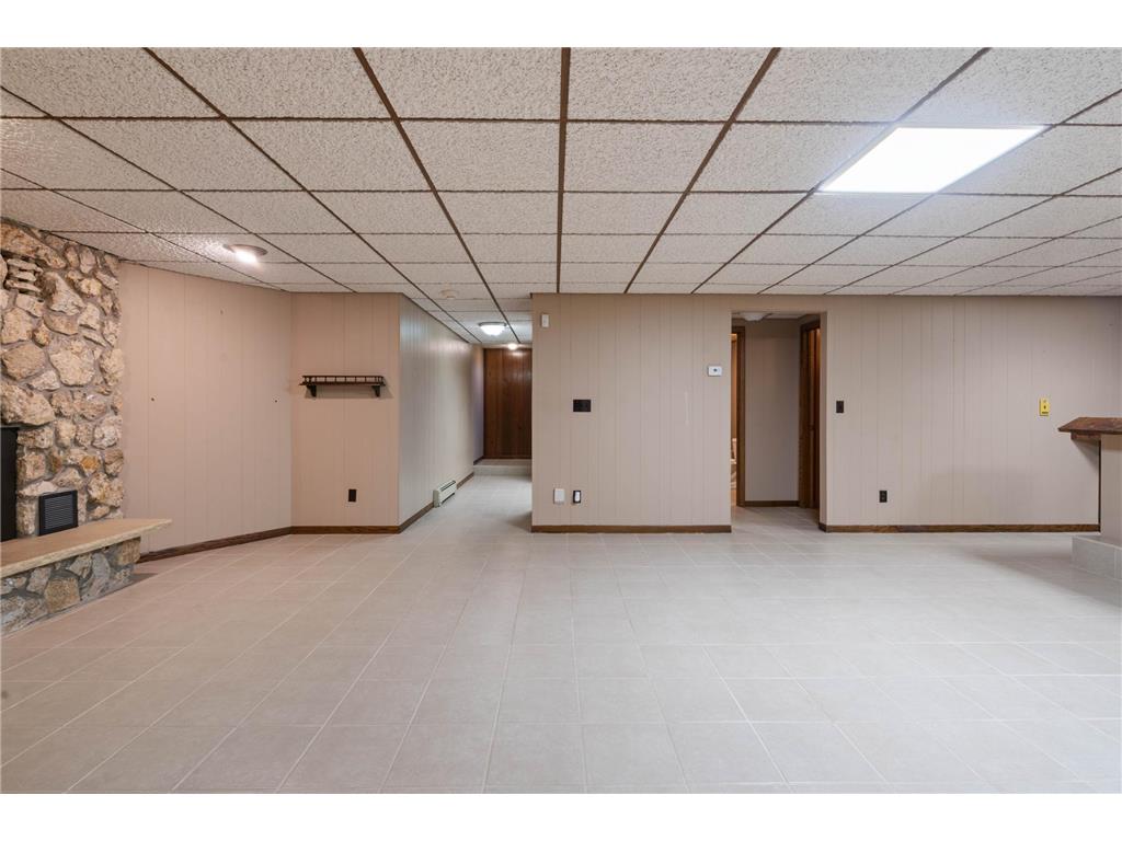 44 Highgate Street Superior WI 54880 7105952 image27