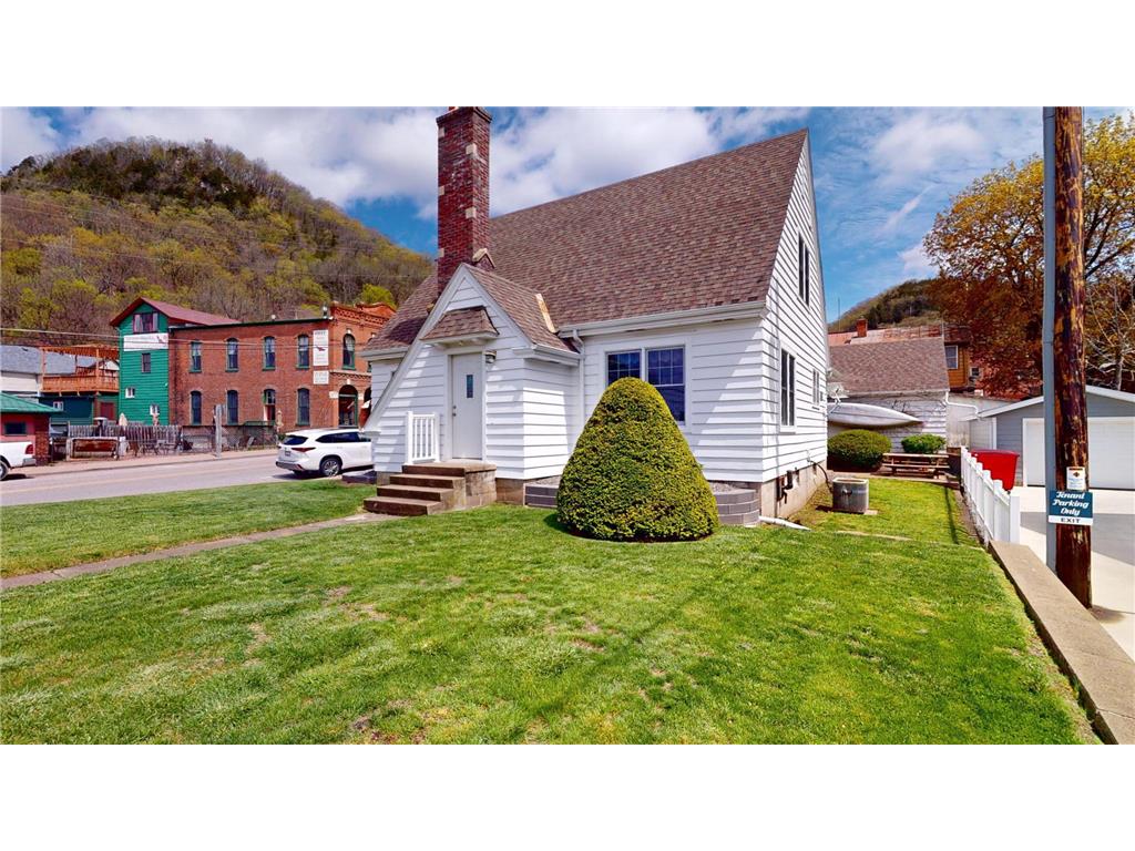 44 N Shore Drive, Fountain City, WI, 54629 MLS 6528053 Edina Realty