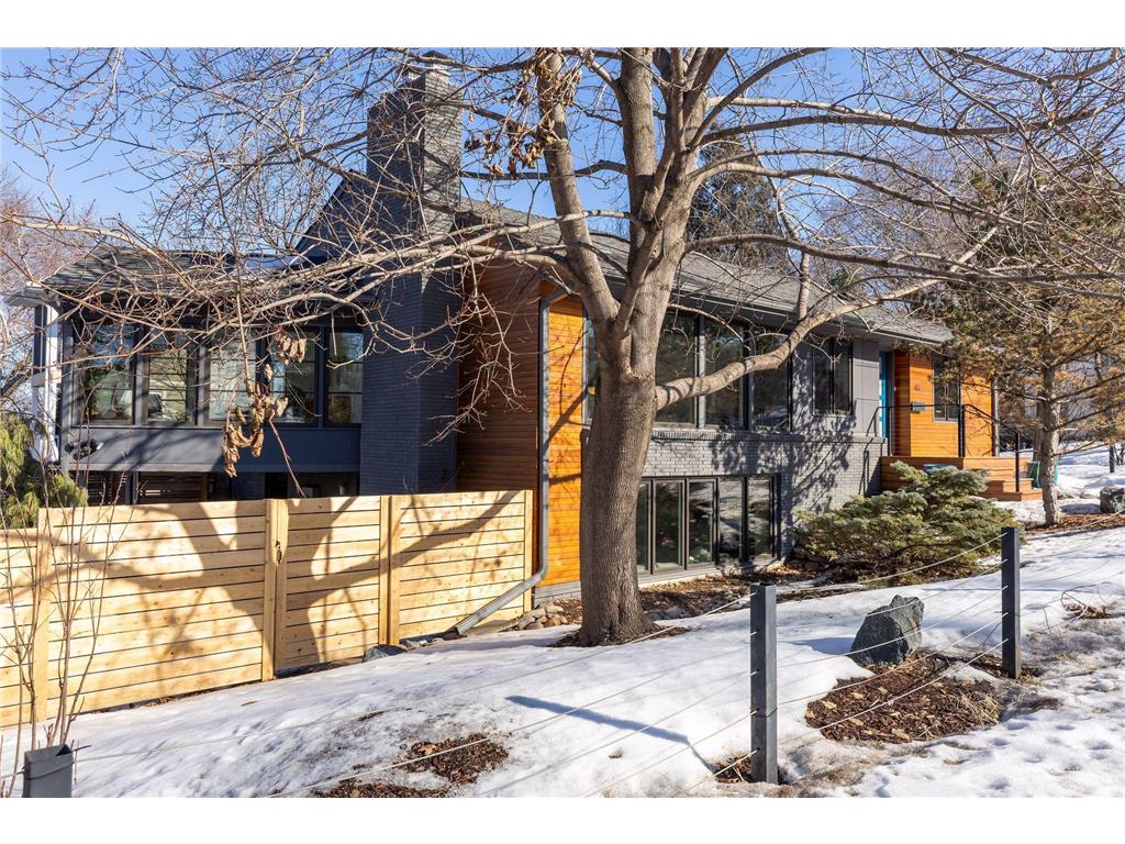 44 Thomas Avenue S Minneapolis MN 55405 7003787 image1