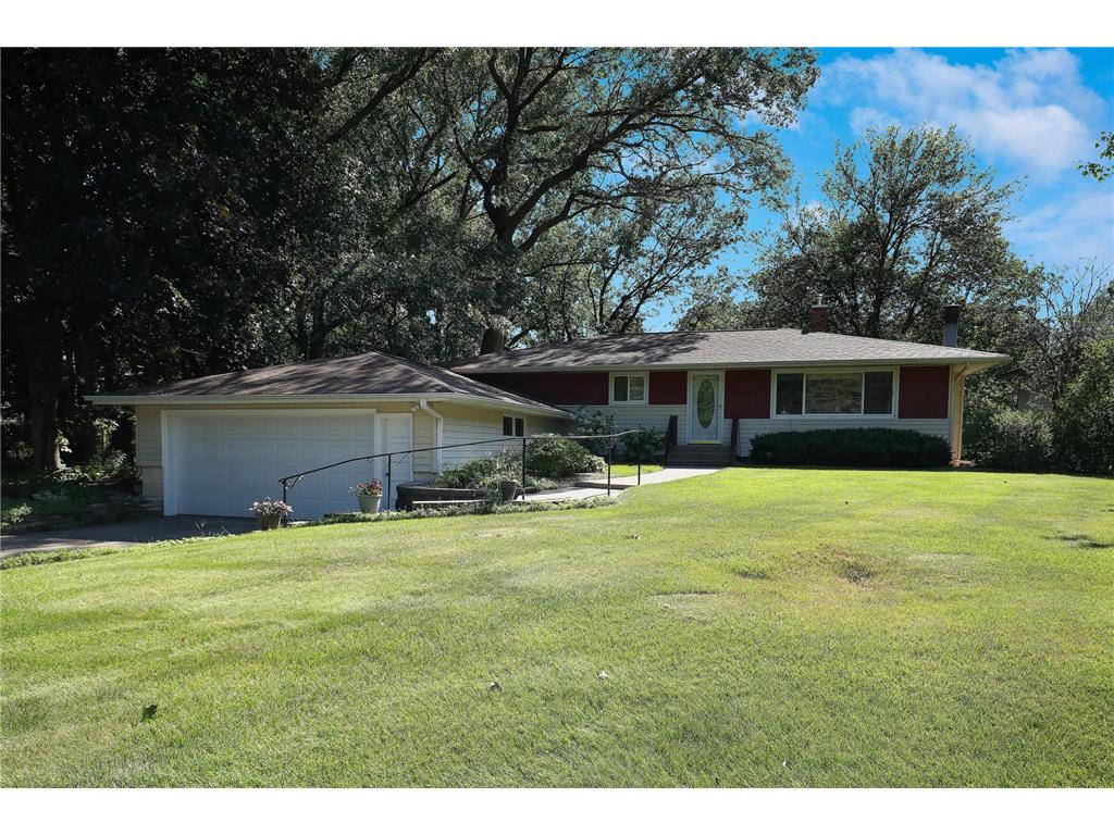 44 W Golden Lake Road, Circle Pines, MN, 55014 MLS 6244916 Edina