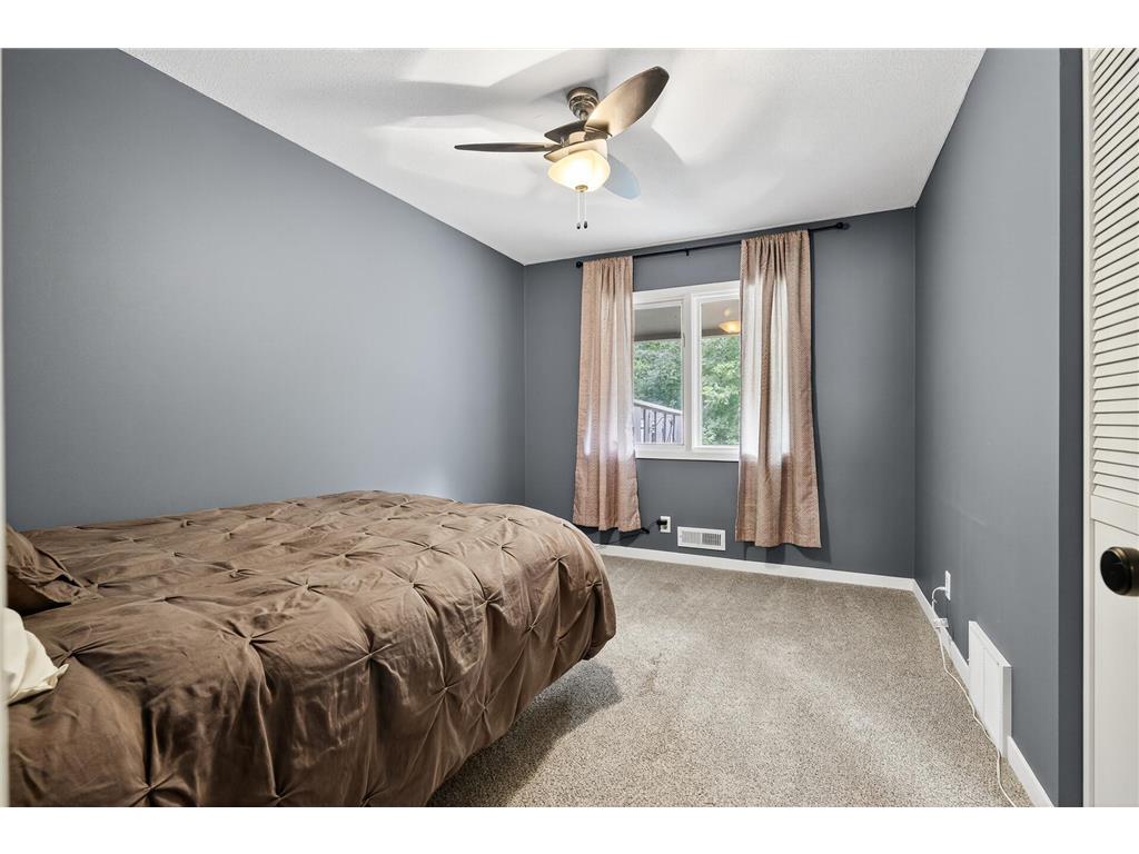 44 Walden Street Burnsville MN 55337 7014674 image14