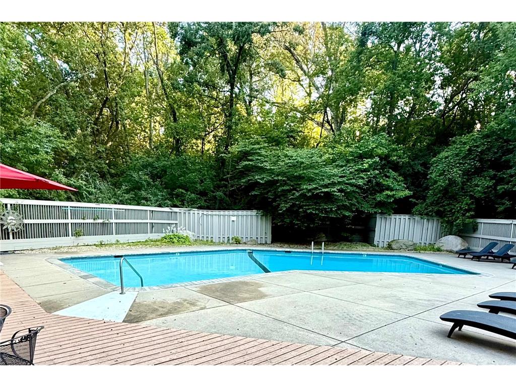 44 Walden Street Burnsville MN 55337 7014674 image28