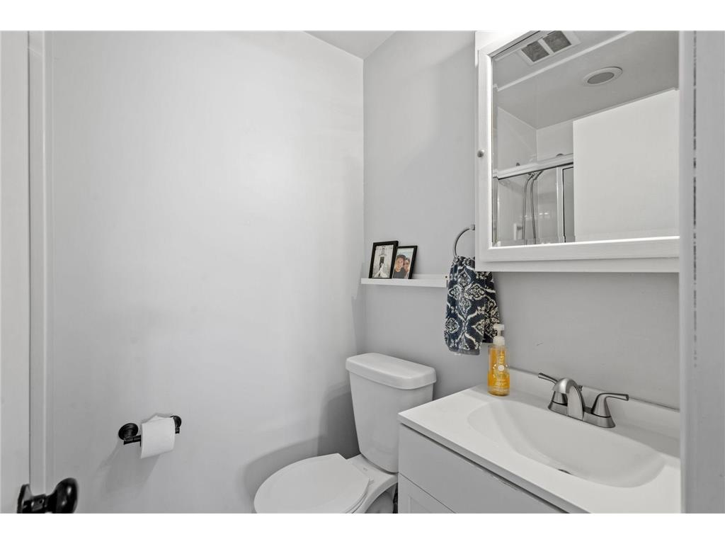 440 Betty Lane West Saint Paul MN 55118 7054787 image22