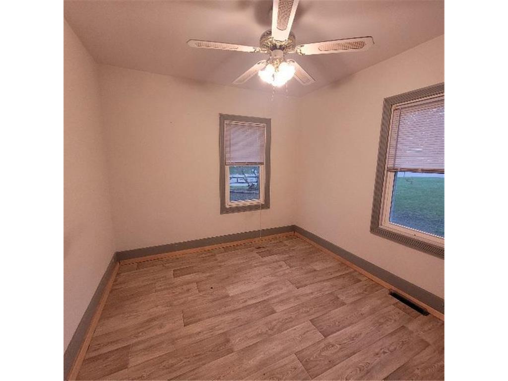 440 E Main Street Madelia MN 56062 7066911 image21