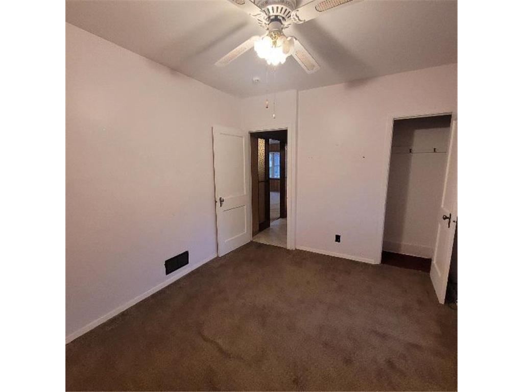 440 E Main Street Madelia MN 56062 7066911 image24