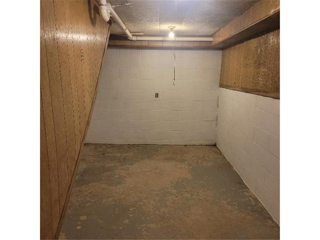 440 E Main Street Madelia MN 56062 7066911 image36
