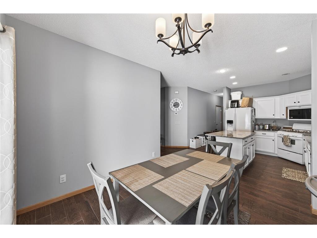 440 Hickory Lane N Oakdale MN 55128 7086682 image12