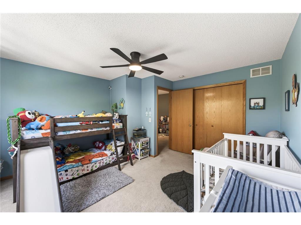 440 Hickory Lane N Oakdale MN 55128 7086682 image20