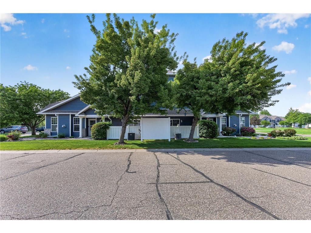 440 Hickory Lane N Oakdale MN 55128 7086682 image4