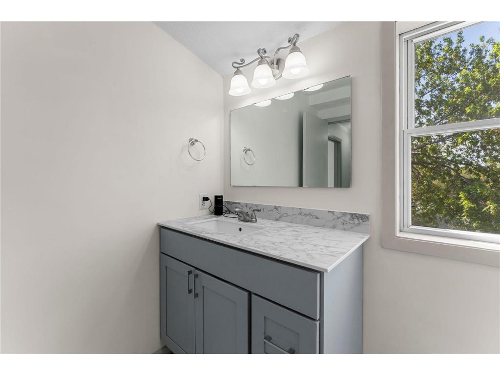 440 Nebraska Avenue E Saint Paul MN 55130 7051906 image34