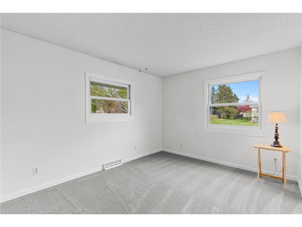 440 Queenan Avenue S Lakeland MN 55043 7050232 image13