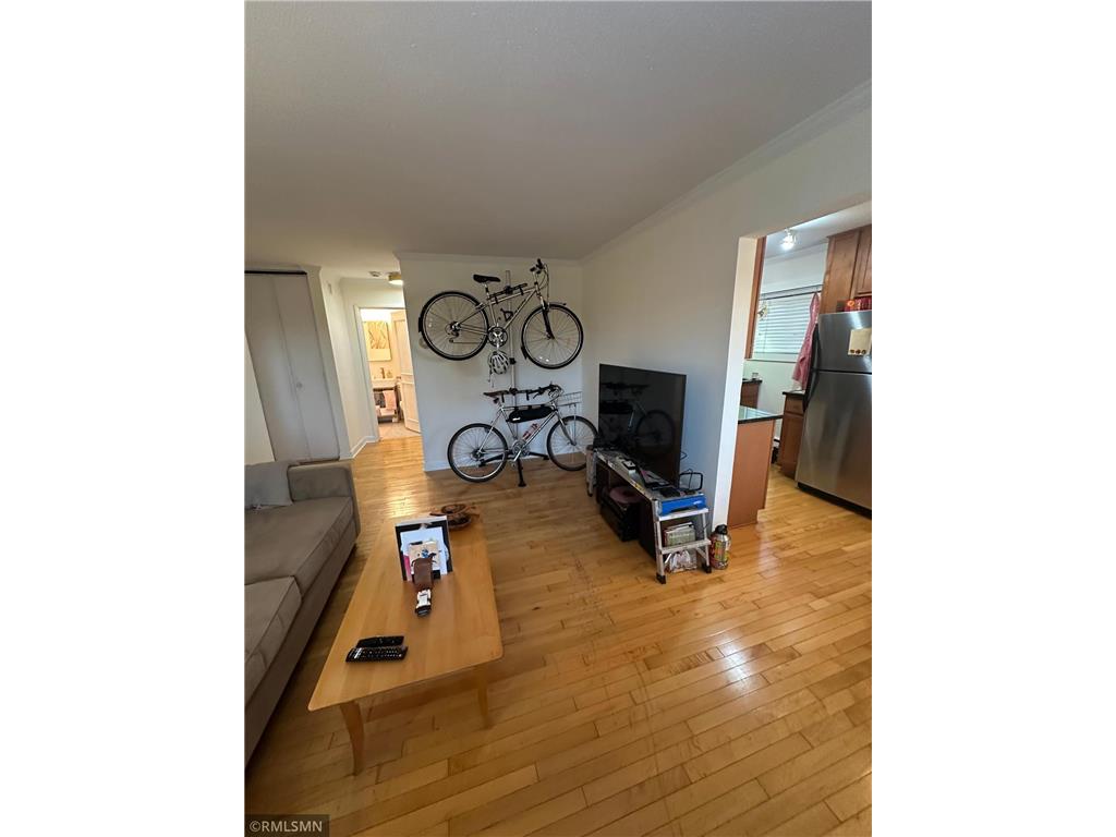 440 Ridgewood Avenue #203 Minneapolis MN 55403 6816031 image4
