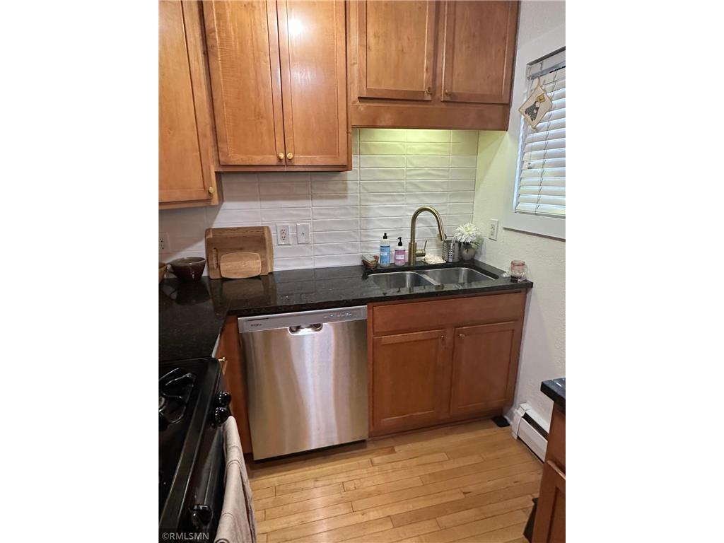 440 Ridgewood Avenue #203 Minneapolis MN 55403 6816031 image6