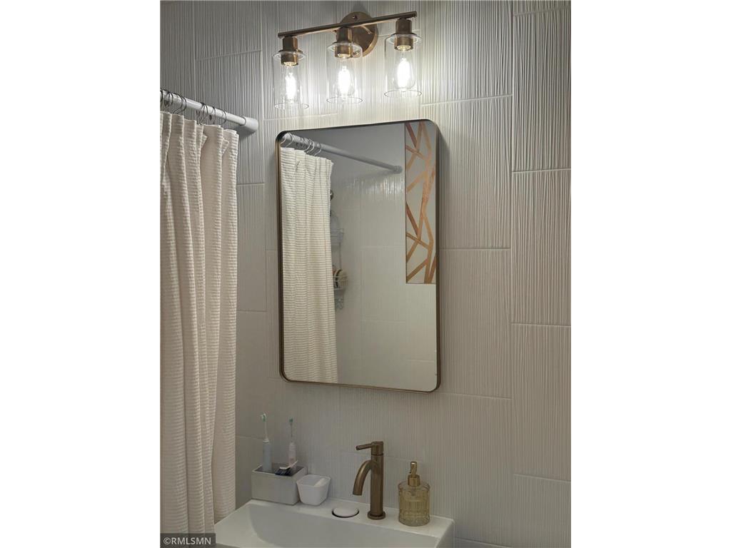 440 Ridgewood Avenue #203 Minneapolis MN 55403 6816031 image9