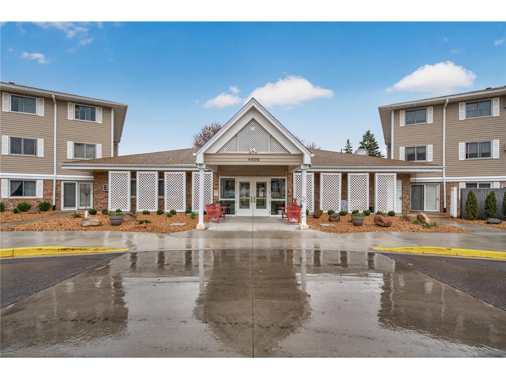 4400 36th Avenue N #210 Robbinsdale MN 55422 7038233 image1